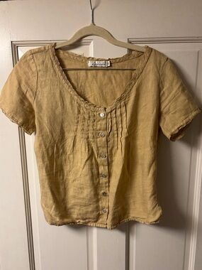 Cut loose line scoop neck button front blouse short sleeve boho yellow beige